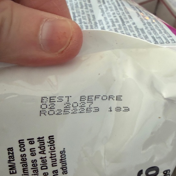 Small & Mini Adult Dog Food - Brown - Picture 2 of 2